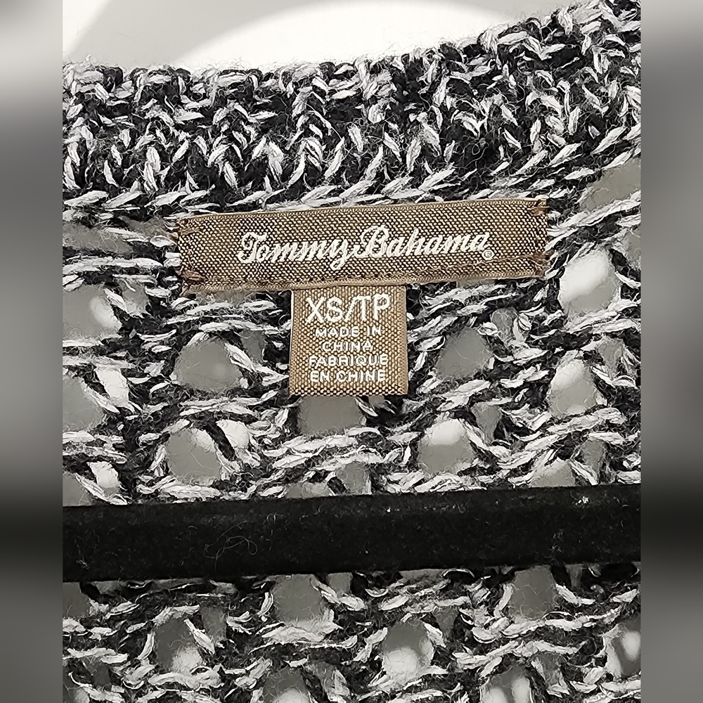 Tommy Bahama Black, Gray and Silver/Metallic‎ Open Knit Pullover Sweater Size XS - Picture 3 of 8
